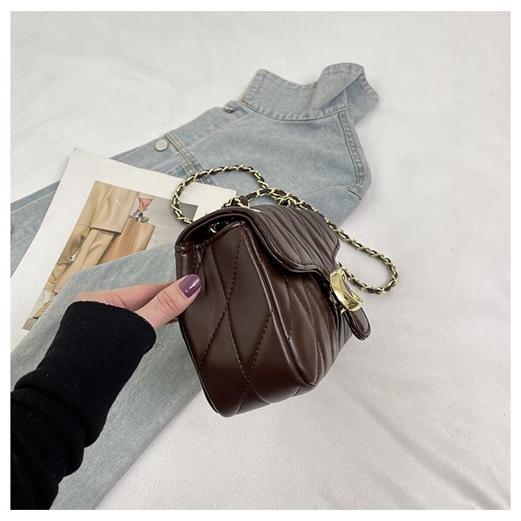 Soft Colourblock Chain Crossbody Bag – view 7