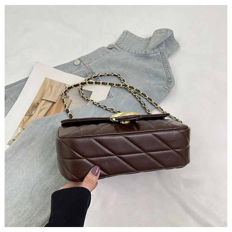 Soft Colourblock Chain Crossbody Bag – view 4
